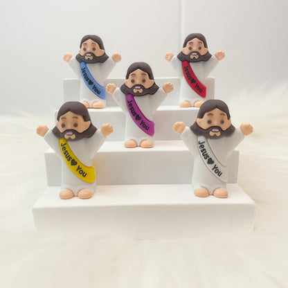 🙏 Mini Jesus statue