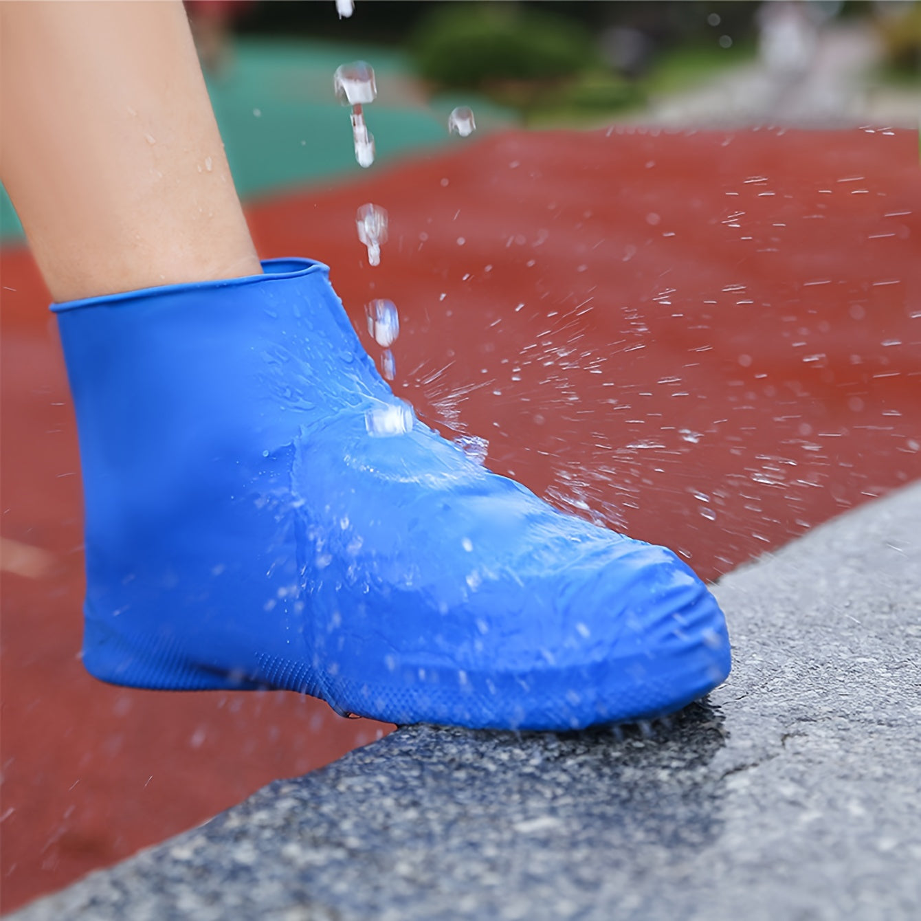 👟Durable silicone rain boot covers