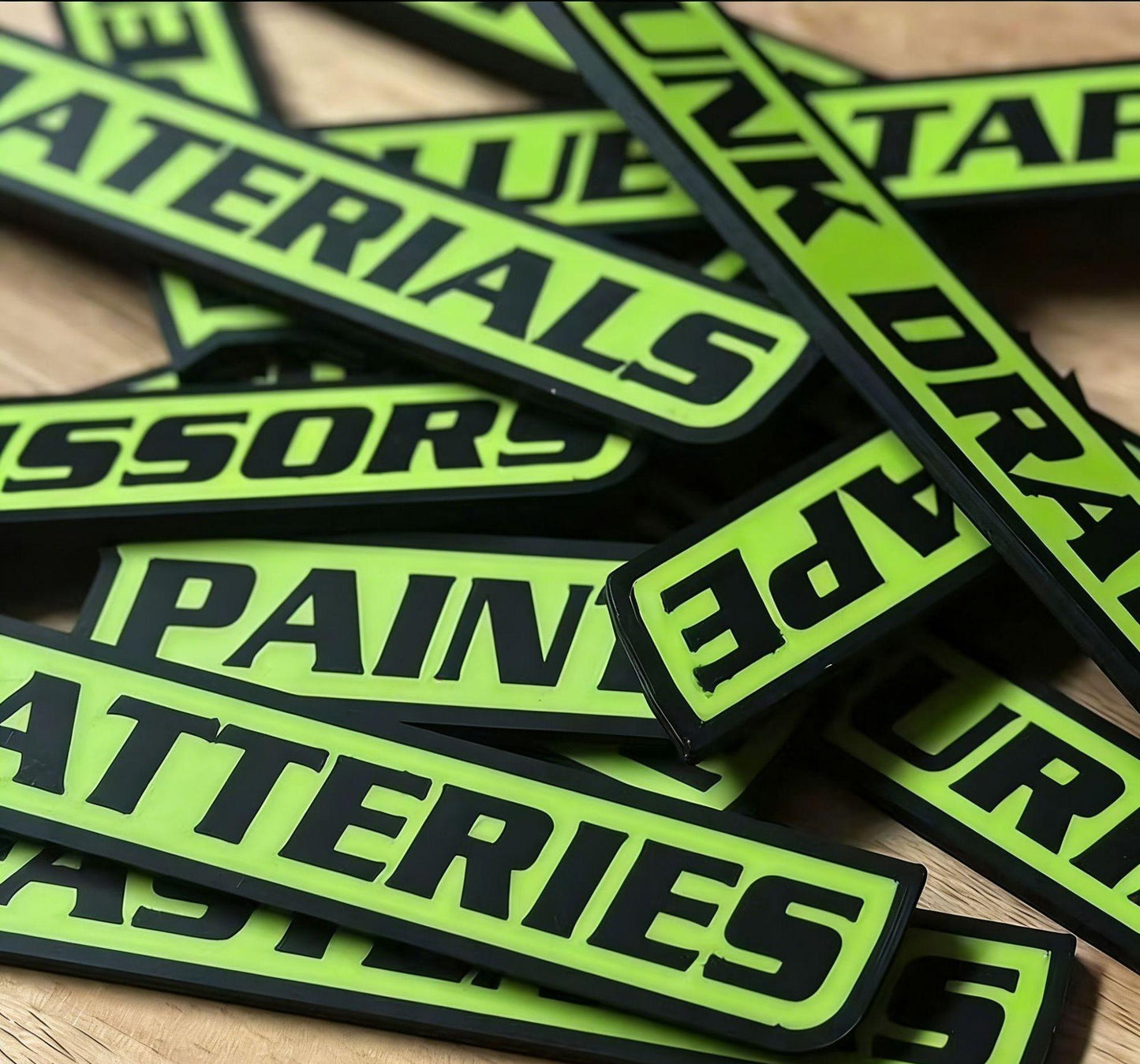 🔩12 magnetic toolbox labels