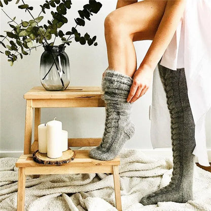 ⏰LAST DAY 50% OFF - ✨2025 Warm Over Knee Extra Long Knitted Socks